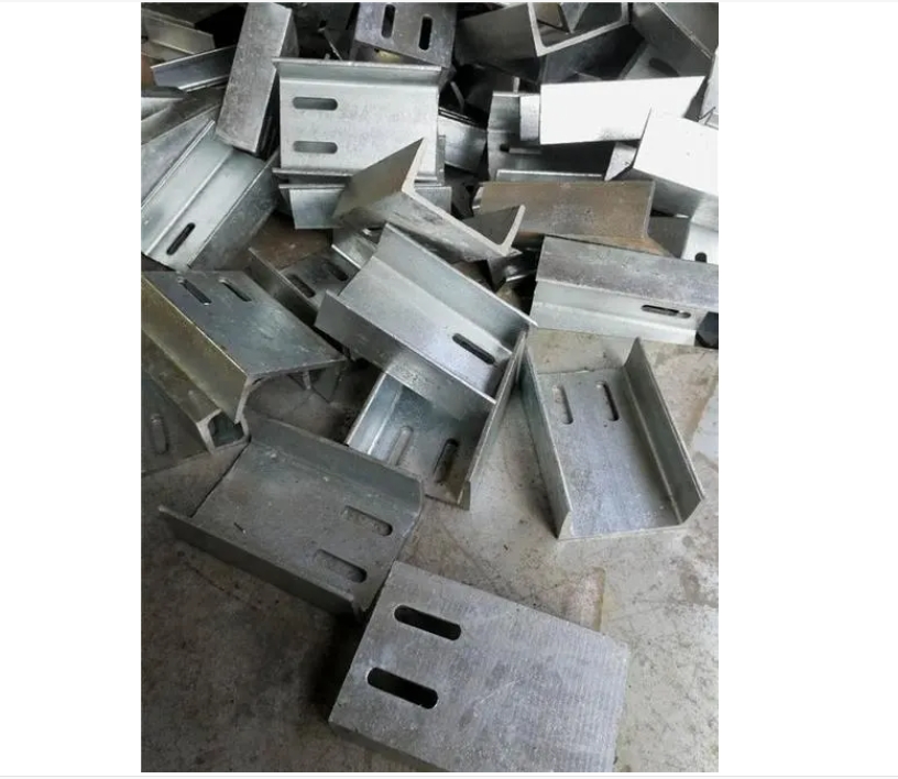 白水河北槽钢连接件